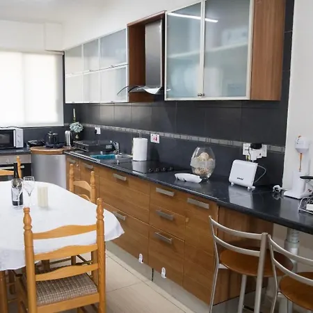 Ocean Breeze Townhouse Near Venus Paphos